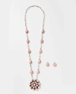 Pink Conch Necklace And Earrings Set 30 Pink Conch Necklace And Earrings Set -Ghost London 2025 02 28 Delivery Jewelry Turqoise 17482 scaled