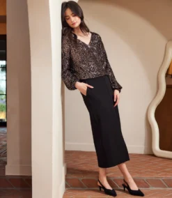Blouson Sleeve Sequin V-Neck Top 12 Blouson Sleeve Sequin V-Neck Top -Ghost London 3L39501 BRO karenkane 2025 fall 00 1