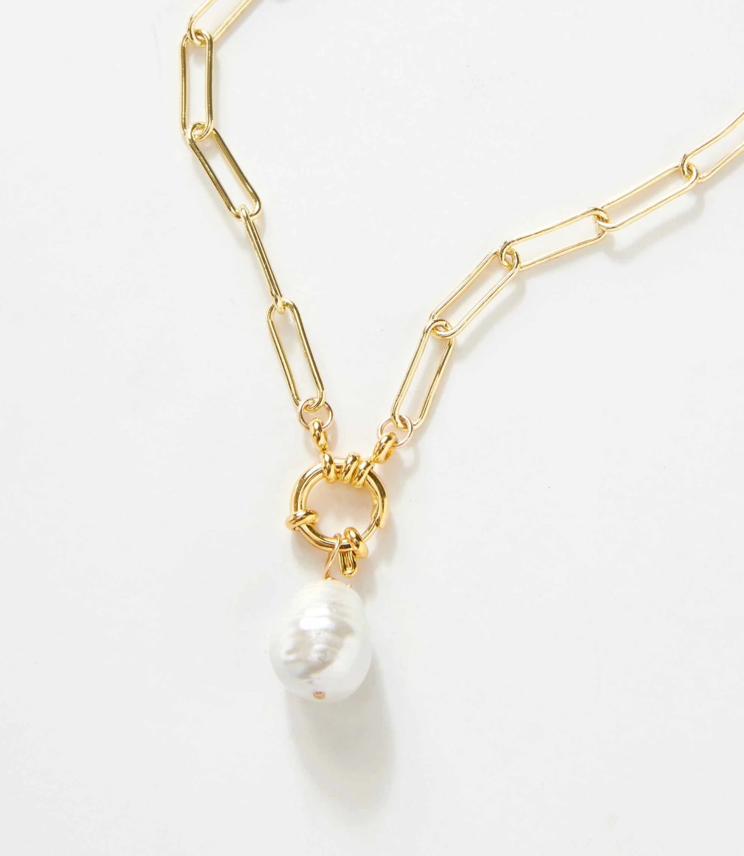 Pearl Toggle Necklace 4 Pearl Toggle Necklace - Image 2