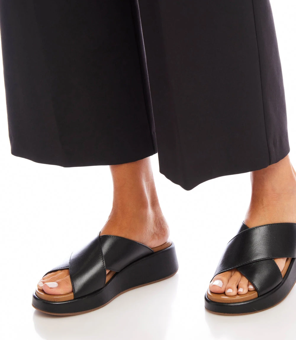 Cropped Wide-Leg Pants 6 Cropped Wide-Leg Pants - Image 4